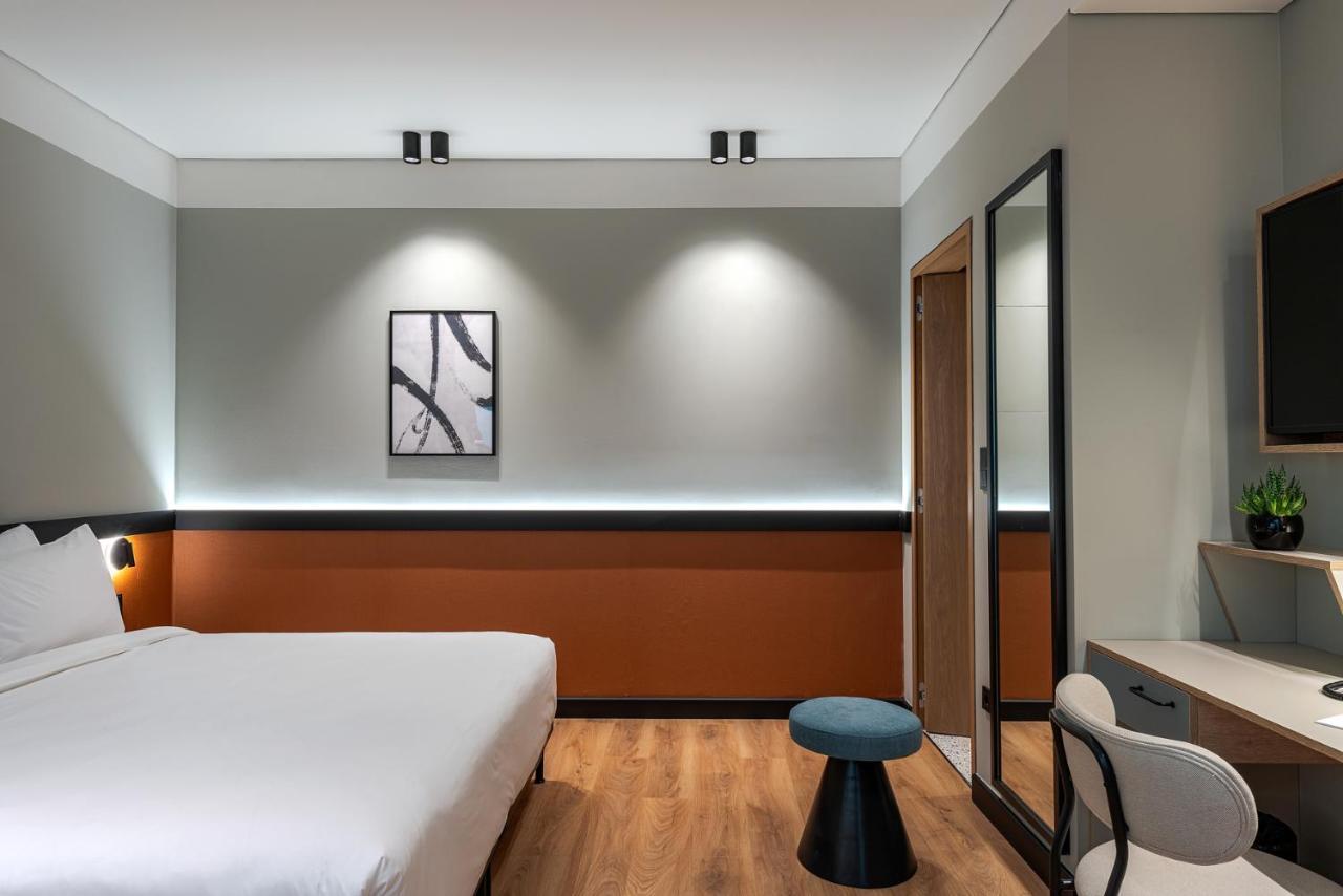 Thirtynine Urban Stay Thessaloniki Exterior photo